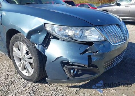 2010 Lincoln Mks из США, поврежденный, VIN 1LNHL9DR5AG609371